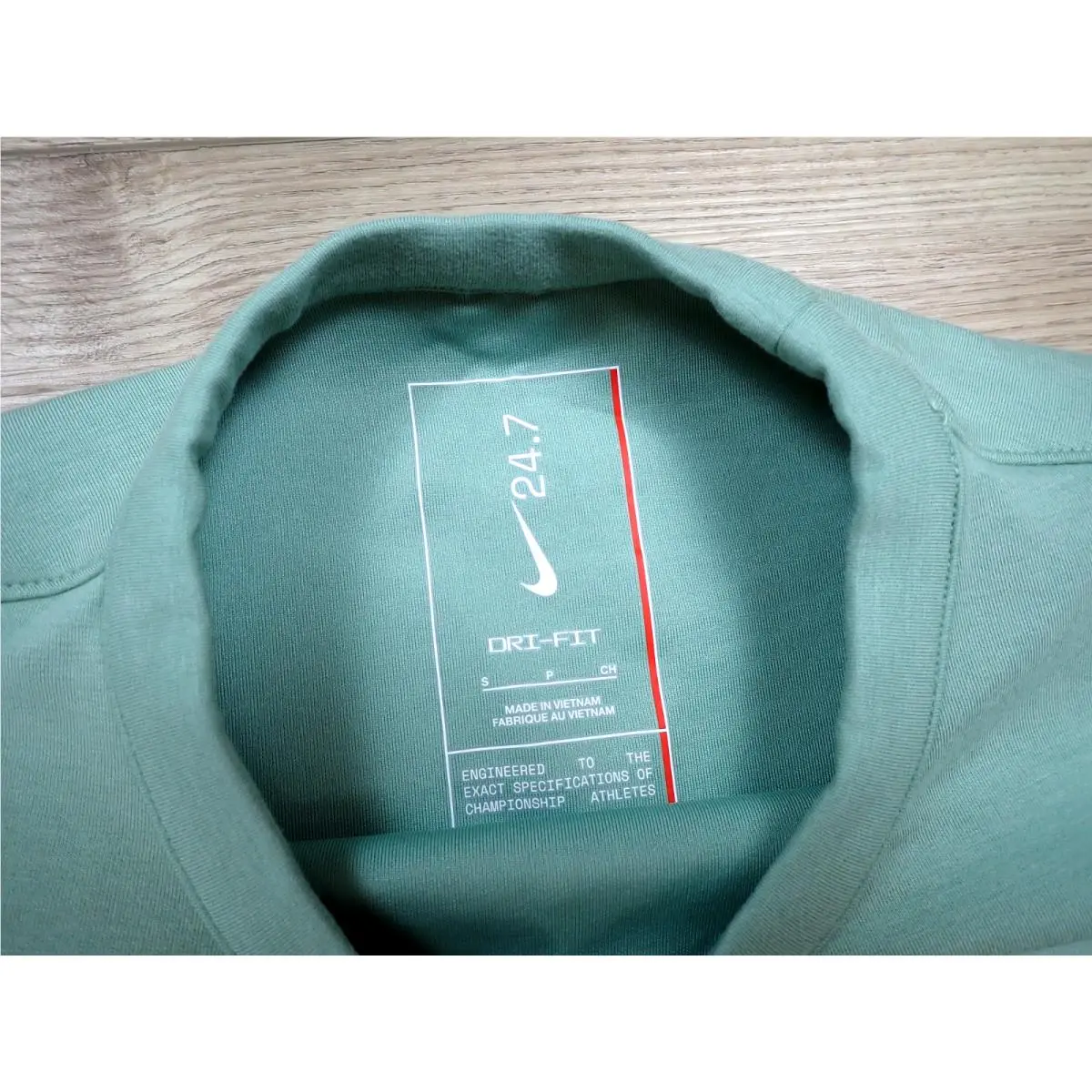 Nike clothing - Green 1