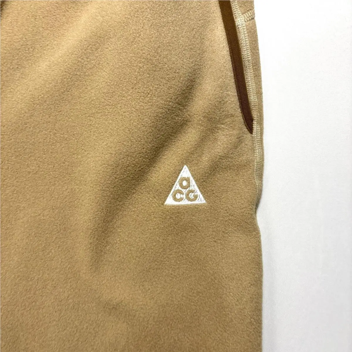 Nike clothing - Brown (UPC: 198486848053) 0