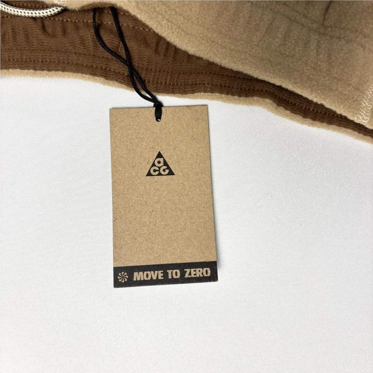 Nike clothing - Brown (UPC: 198486848053) 1