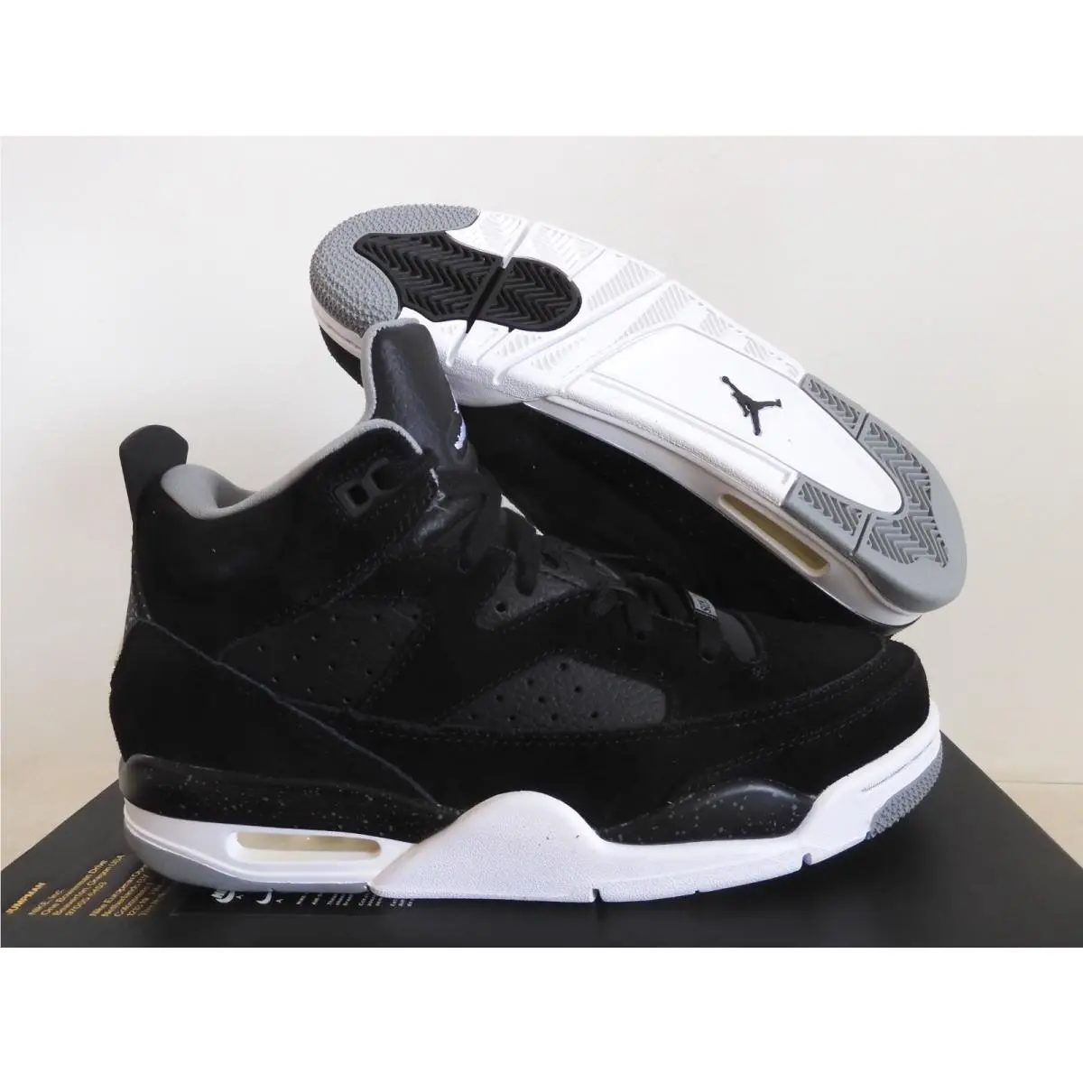 Nike Air Jordan Son Of Low Black-white-particle Grey Sz 8 Rare 580603-001