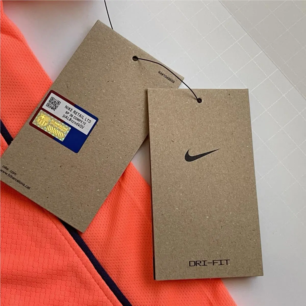 Nike clothing - Nike Dri-Fit - Bright Mango/Midnight Navy/Midnight Navy 4