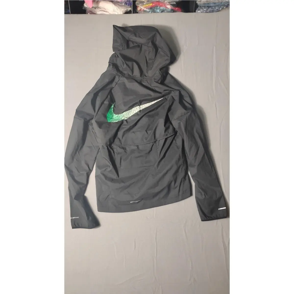 Nike clothing - Eliud Kipchoge Windrunner - Eliud Kipchoge Windrunner - Black 2