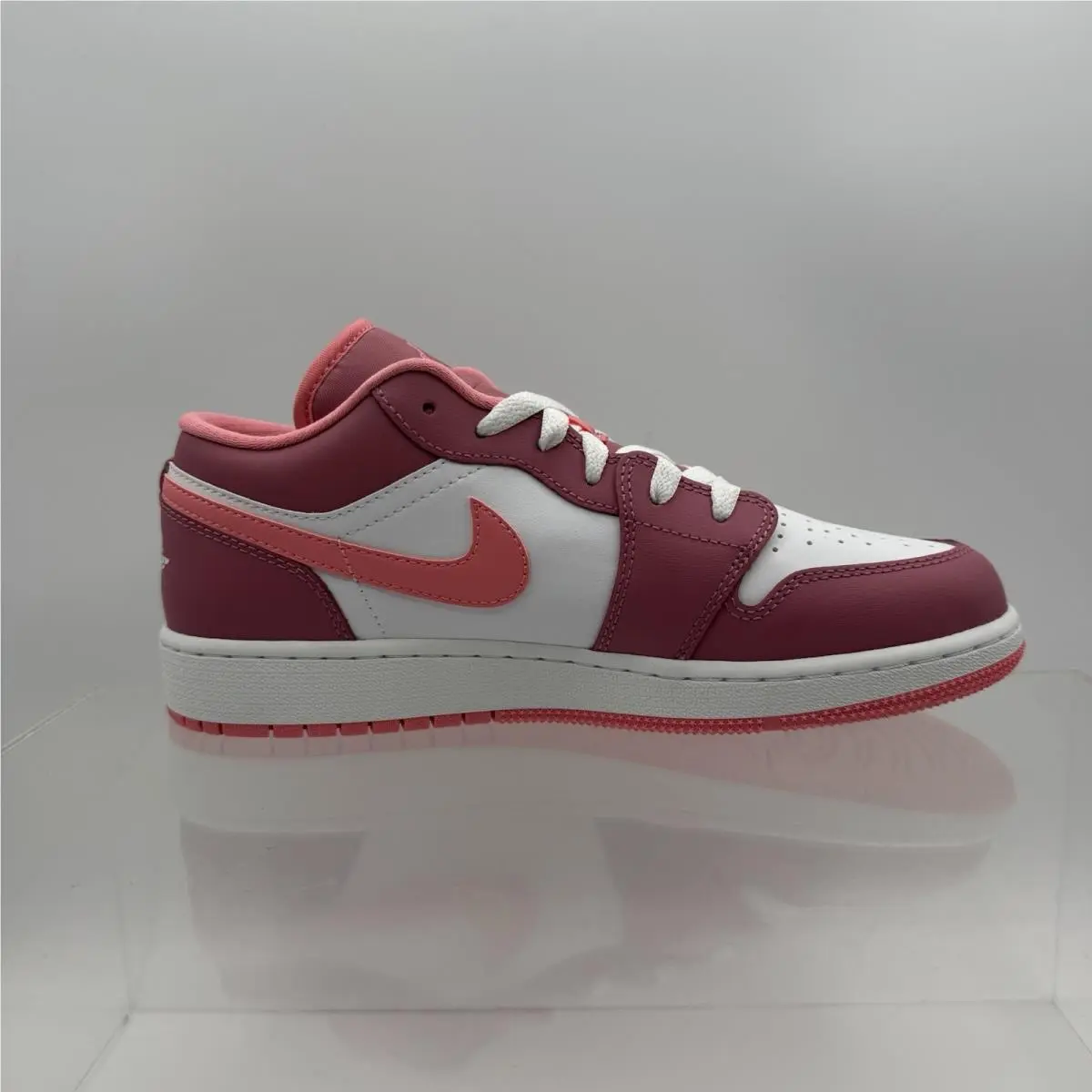 Nike shoes - Air Jordan 1 Low - Air Low - White 1
