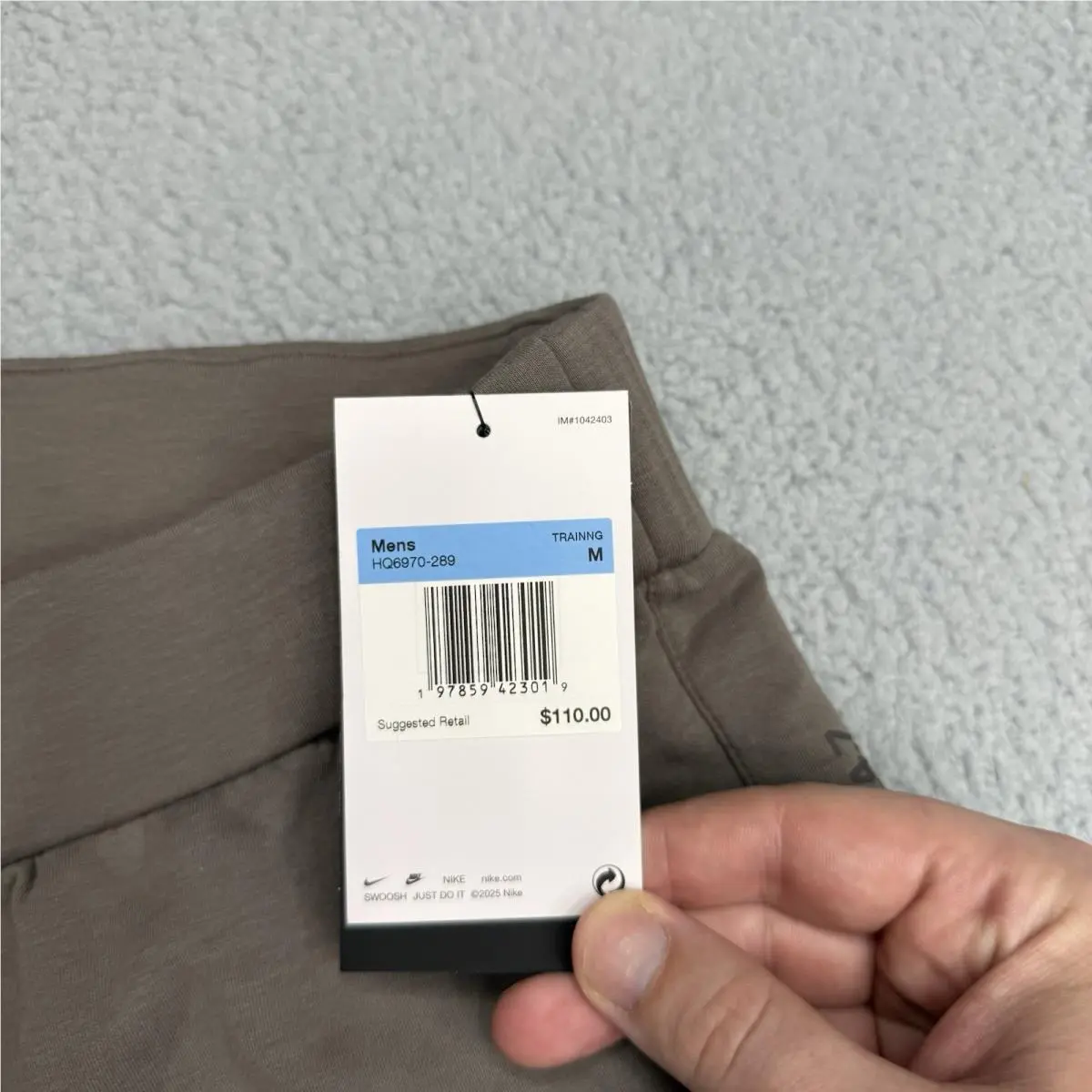 Nike clothing - Nike 24.7 - HQ6970289 - Gray (UPC: 197859455577) 4
