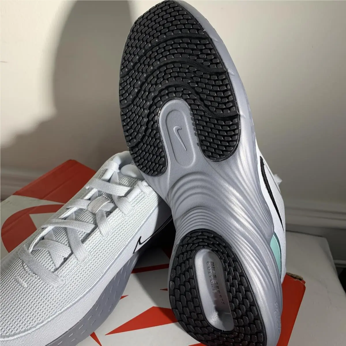 Nike shoes - Nike Uplift SC - Uplift - White (UPC: 0198482423728) 9