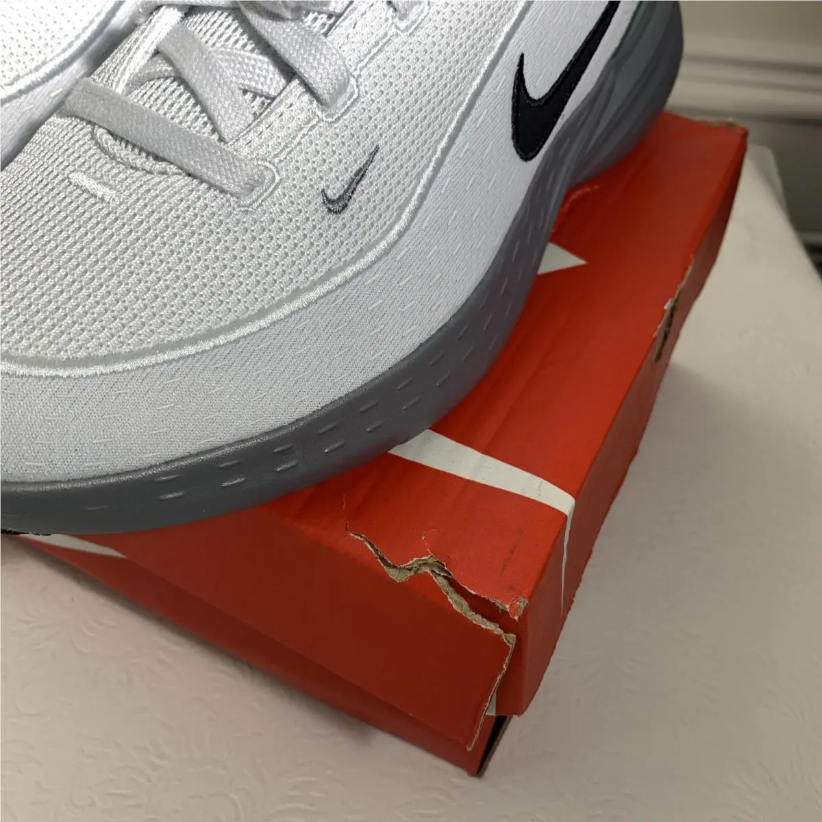 Nike shoes - Nike Uplift SC - Uplift - White (UPC: 0198482423728) 7