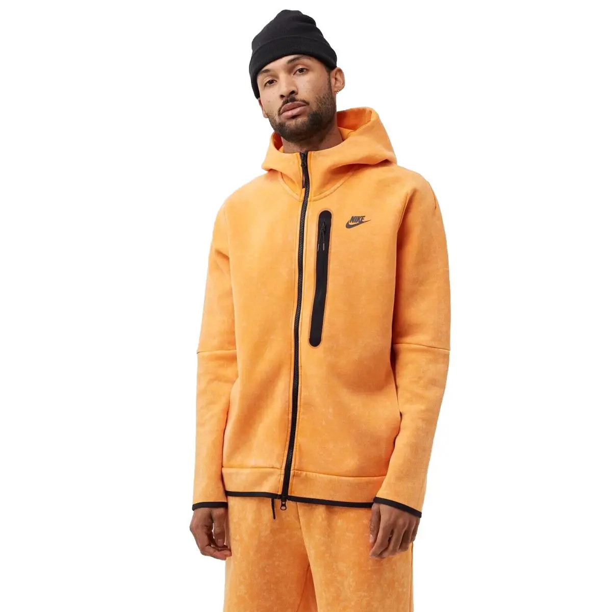 Nike clothing - Orange (UPC: 195868489880) 0