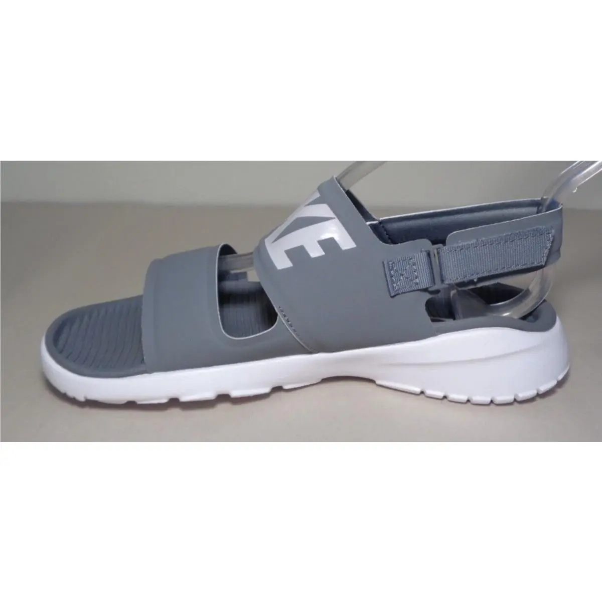 Nike shoes - Gray (UPC: 886912261742) 5