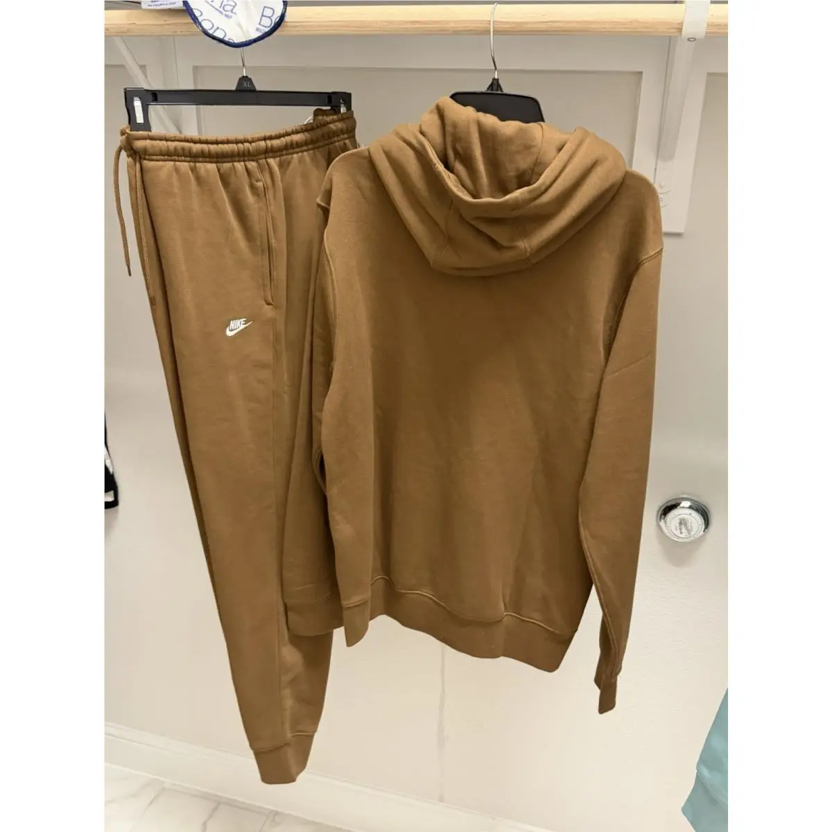 Nike clothing - Brown (UPC: 198481656639) 6