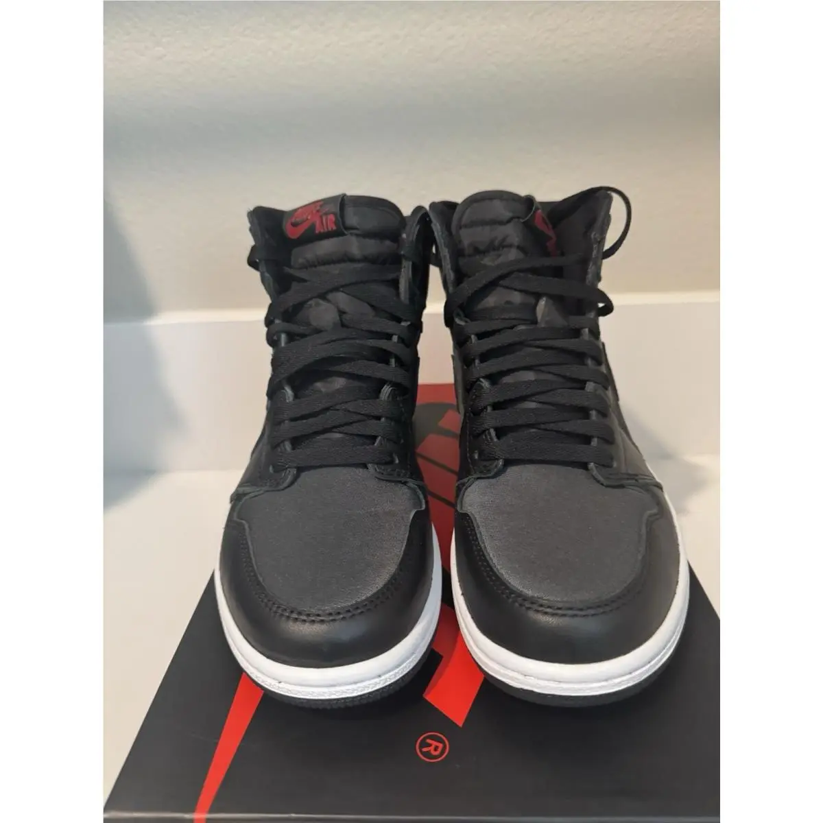 Nike shoes - Air Jordan 1 - Air - Black 3