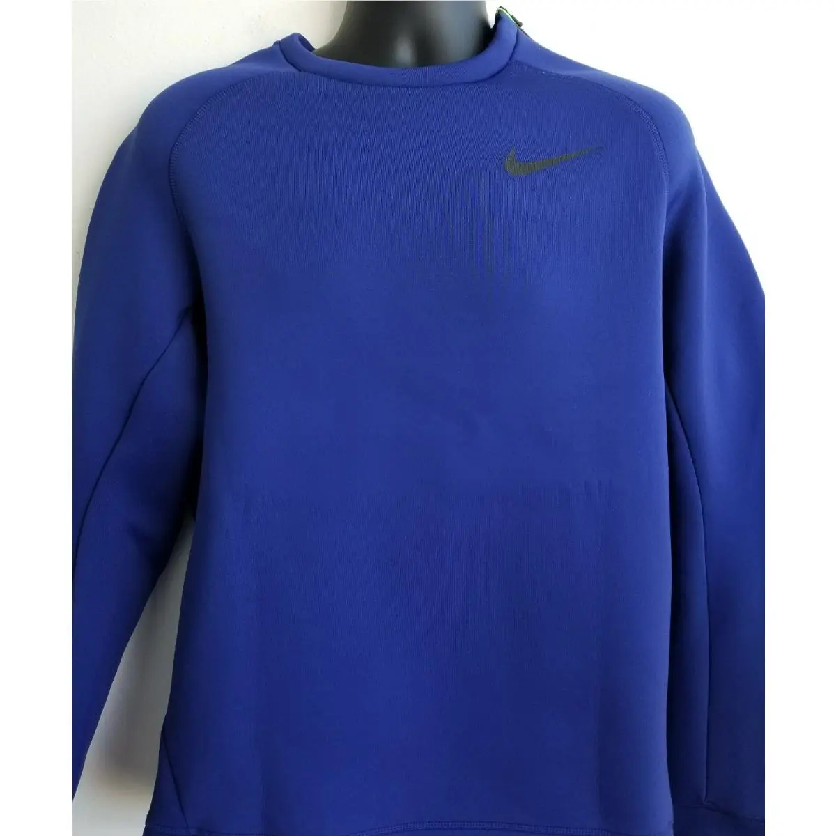 Nike clothing - Blue (UPC: 886737747841) 0