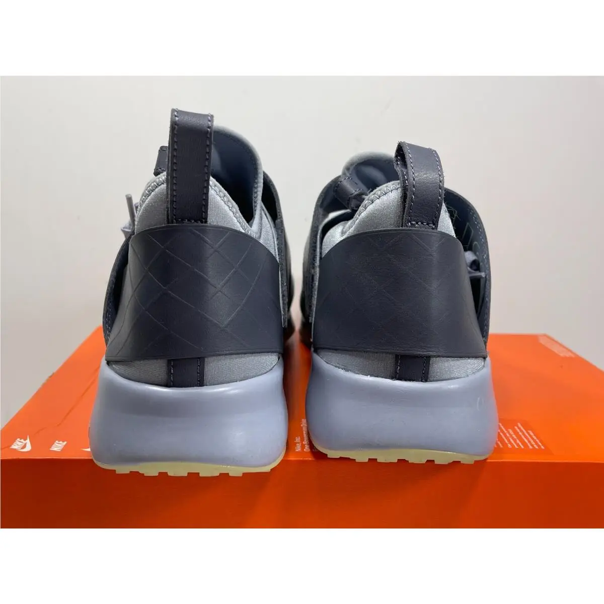 Nike shoes - Nike Air Zoom Strong - Air Zoom Strong - 876134 003 - GLACIER GREY (UPC: 675911104880) 0