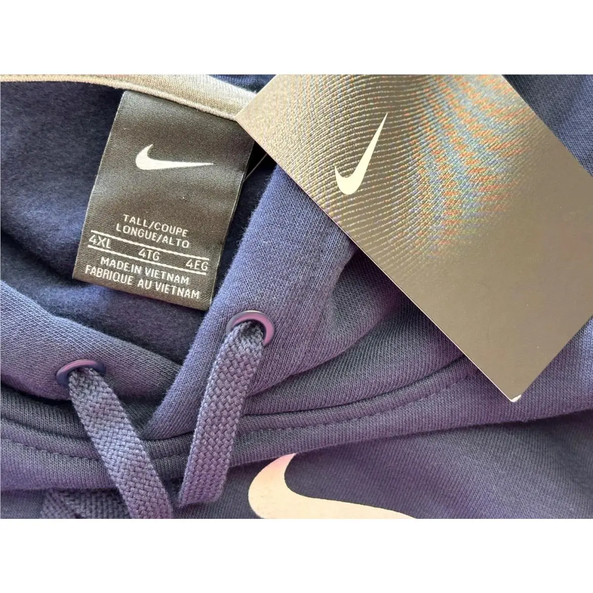 Nike clothing - College Navy (UPC: 885840136054) 2