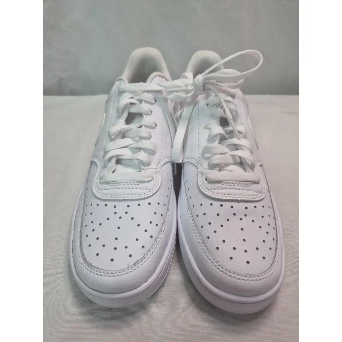 Nike shoes - White (UPC: 193151672841) 5