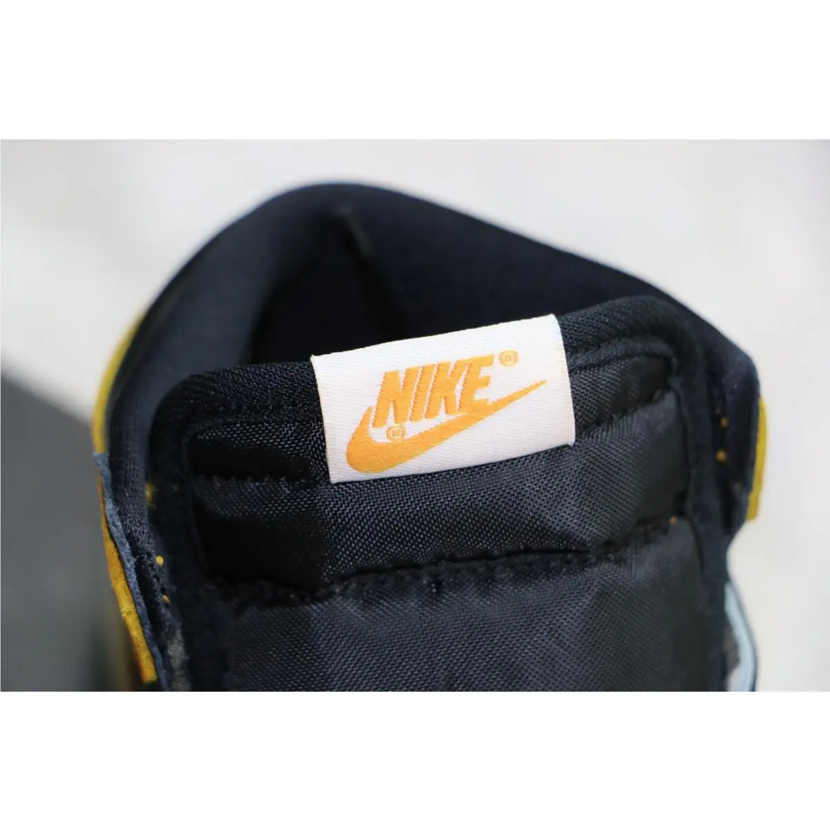 Nike shoes - Air Jordan 1 - Air - Yellow (UPC: 0196149164021) 6