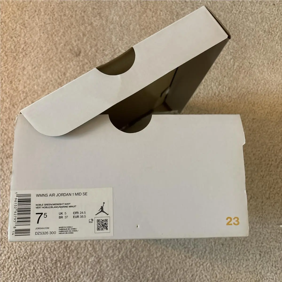 Nike shoes - Air Jordan 1 Mid SE - Blue 5