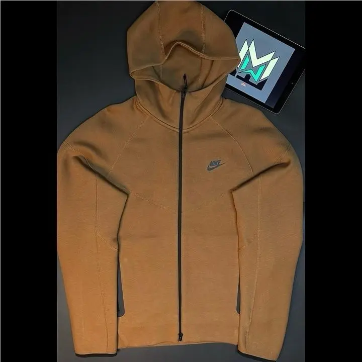 Nike Sportswear Tech Fleece Light British Tan Black FB7921-281 Men`s Size Medium