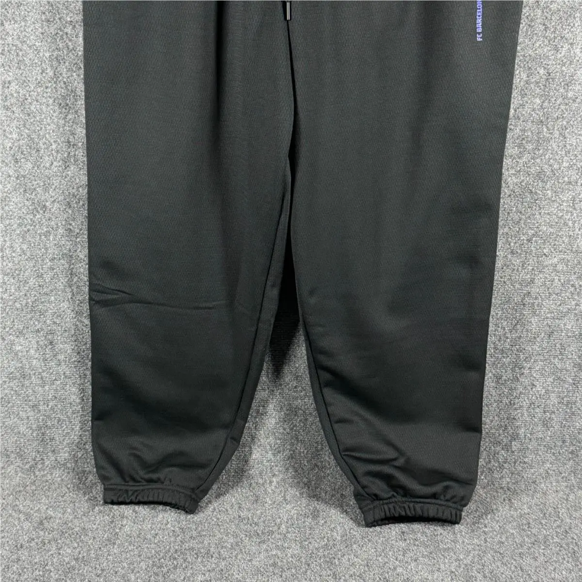 Nike clothing - Kobe Bryant x FC Barcelona Therma-Fit - HQ9616-010 HQ9616010 - Black 8