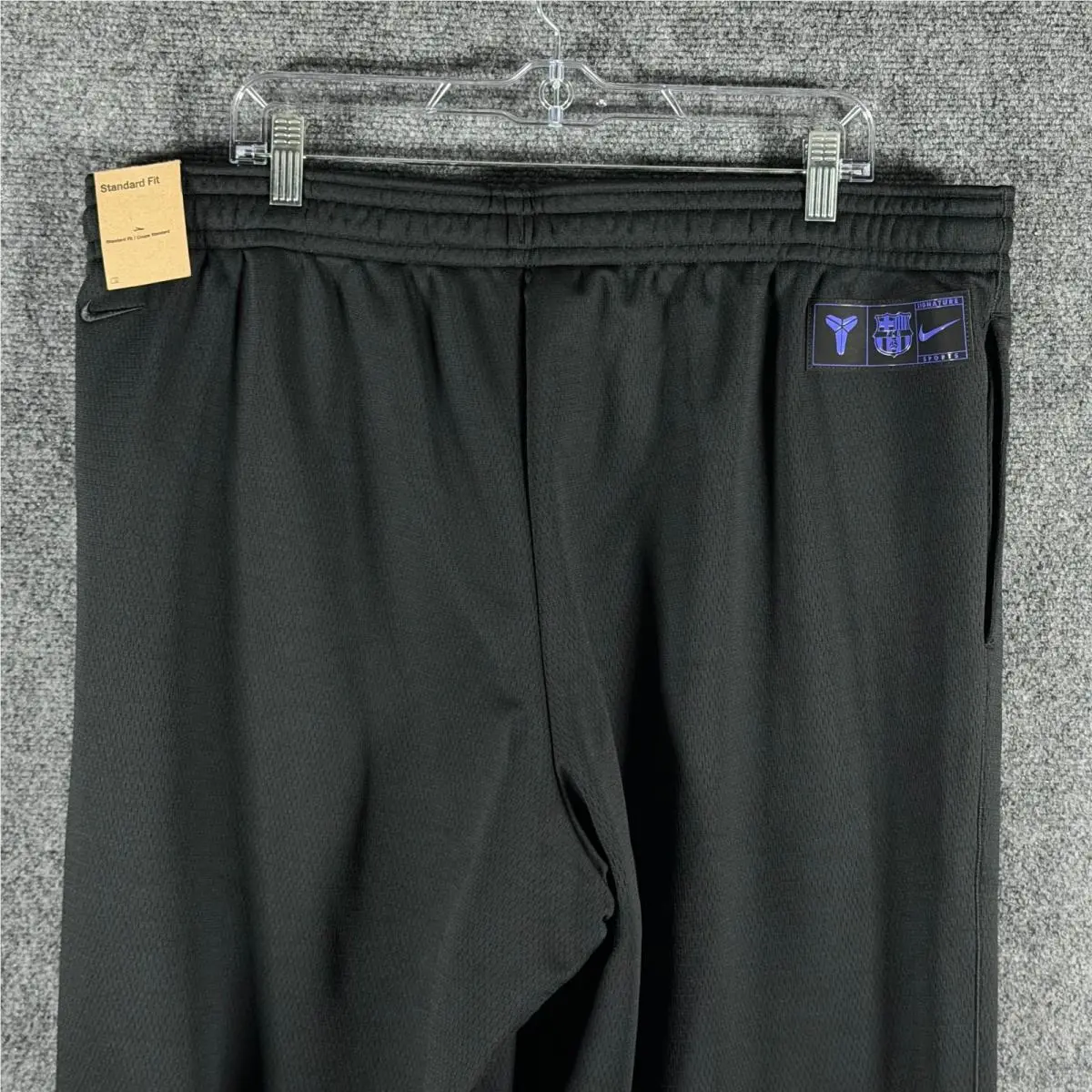 Nike clothing - Kobe Bryant x FC Barcelona Therma-Fit - HQ9616-010 HQ9616010 - Black 10