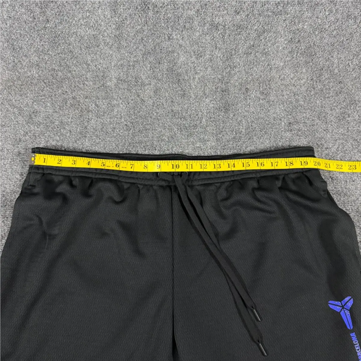 Nike clothing - Kobe Bryant x FC Barcelona Therma-Fit - HQ9616-010 HQ9616010 - Black 12
