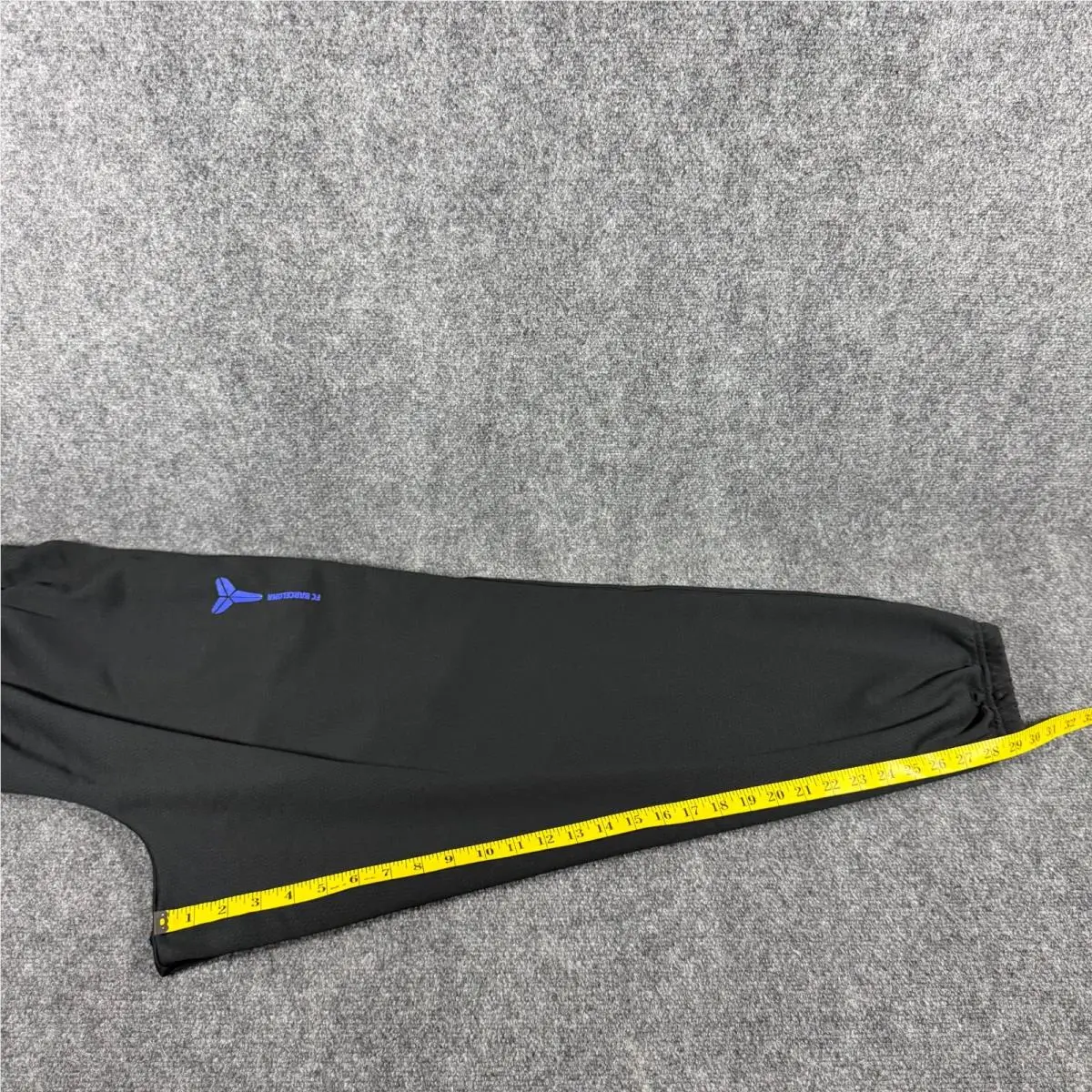 Nike clothing - Kobe Bryant x FC Barcelona Therma-Fit - HQ9616-010 HQ9616010 - Black 14