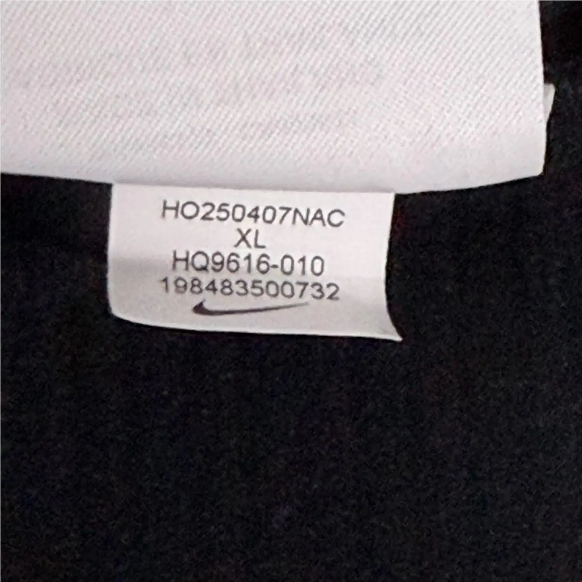 Nike clothing - Kobe Bryant x FC Barcelona Therma-Fit - HQ9616-010 HQ9616010 - Black 4