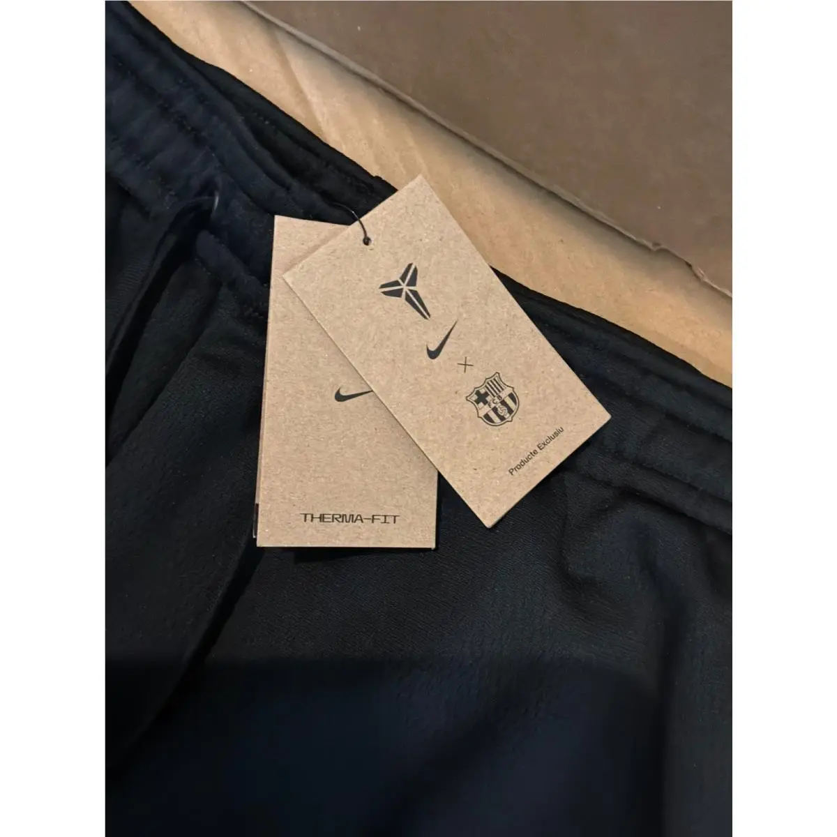 Nike clothing - HQ9616010 - HQ9616010 - Black (UPC: 0198483497728) 1