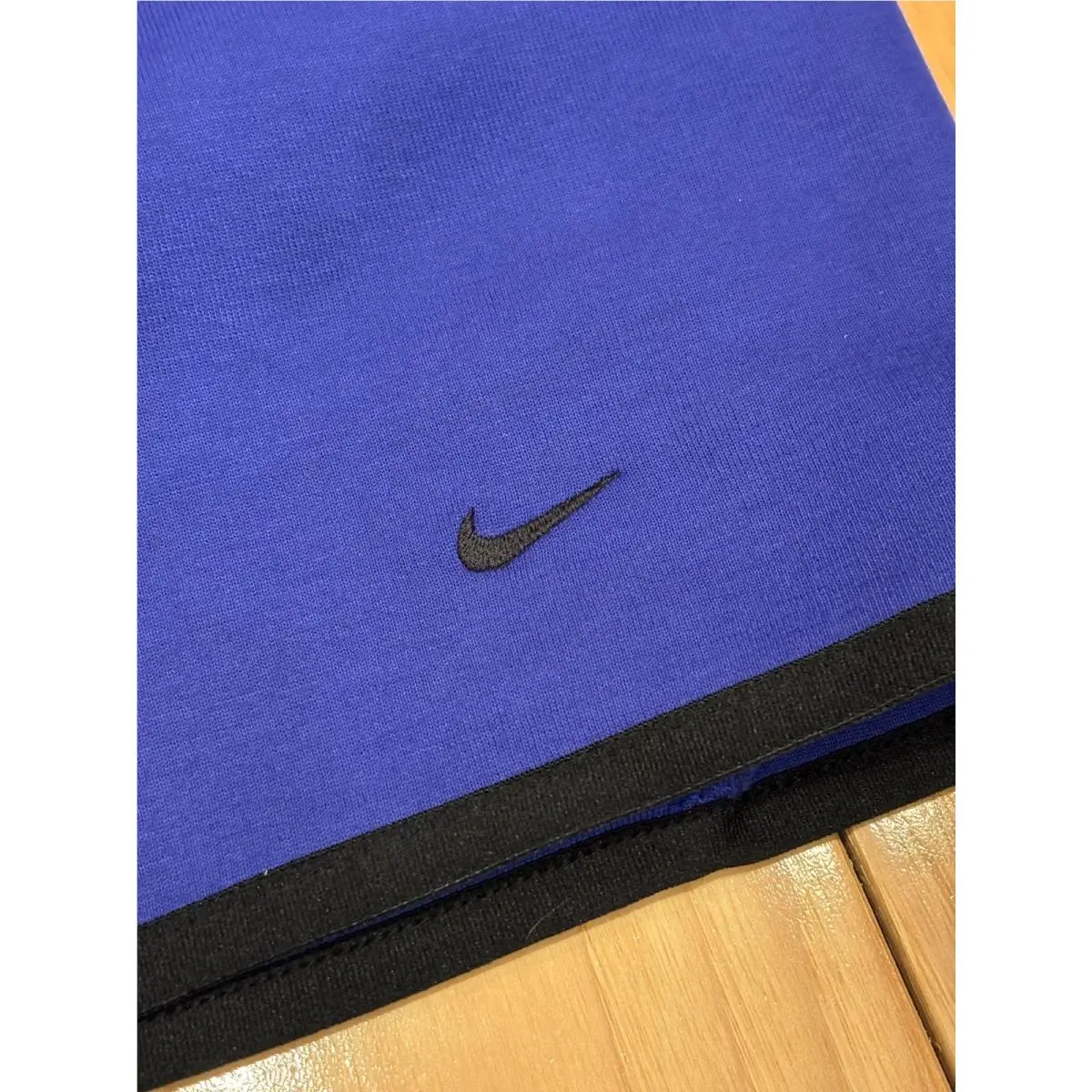 Nike clothing - Deep Night (Purple/Blue Combination) / Black (UPC: 197863269122) 4