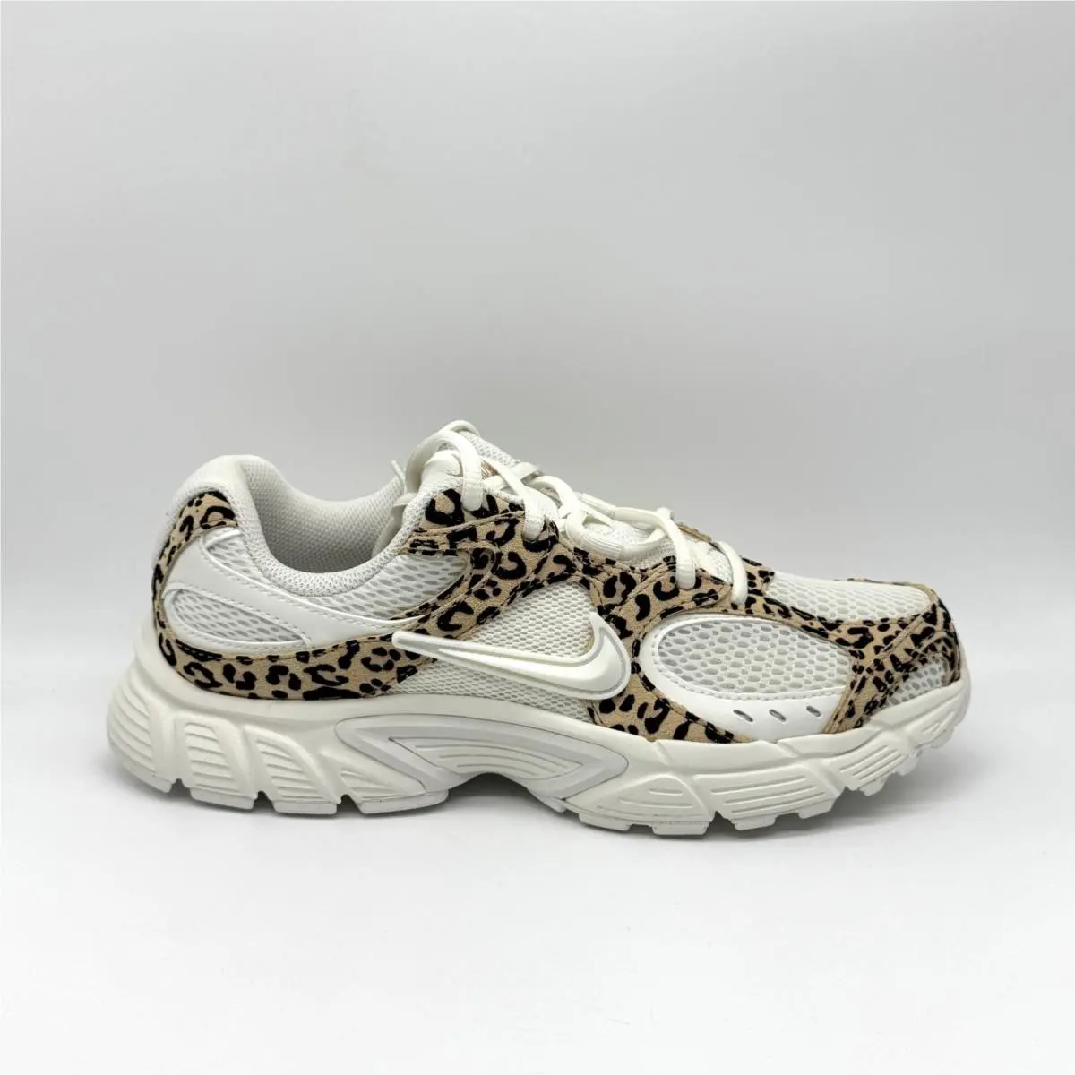 Nike Womens V5 Rnr Sueded Leopard Print Shoes Sz 9 IR5823-133