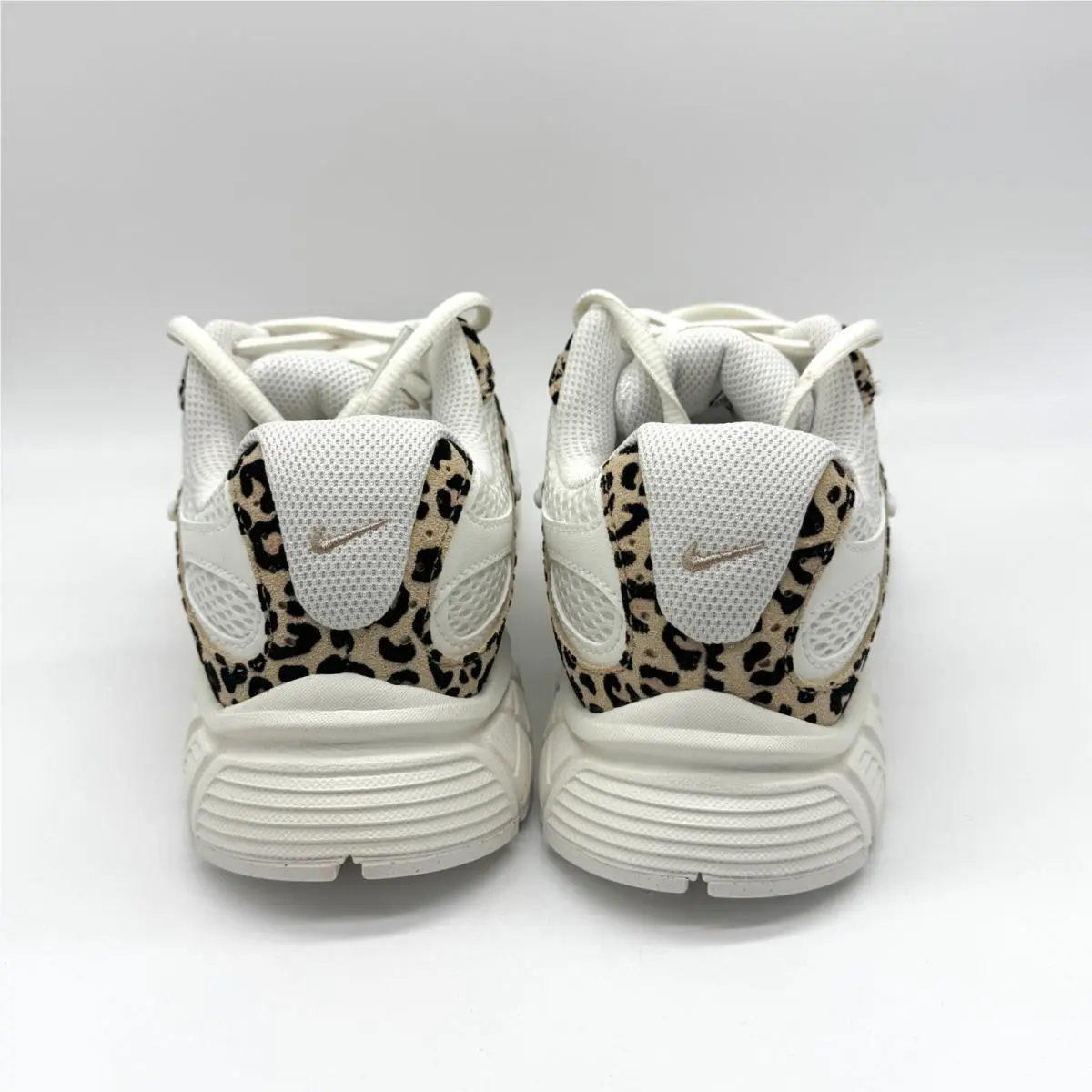 Nike shoes - Nike V5 RNR - RNR - IR5823-133 - Multicolor (UPC: 198731219430) 2