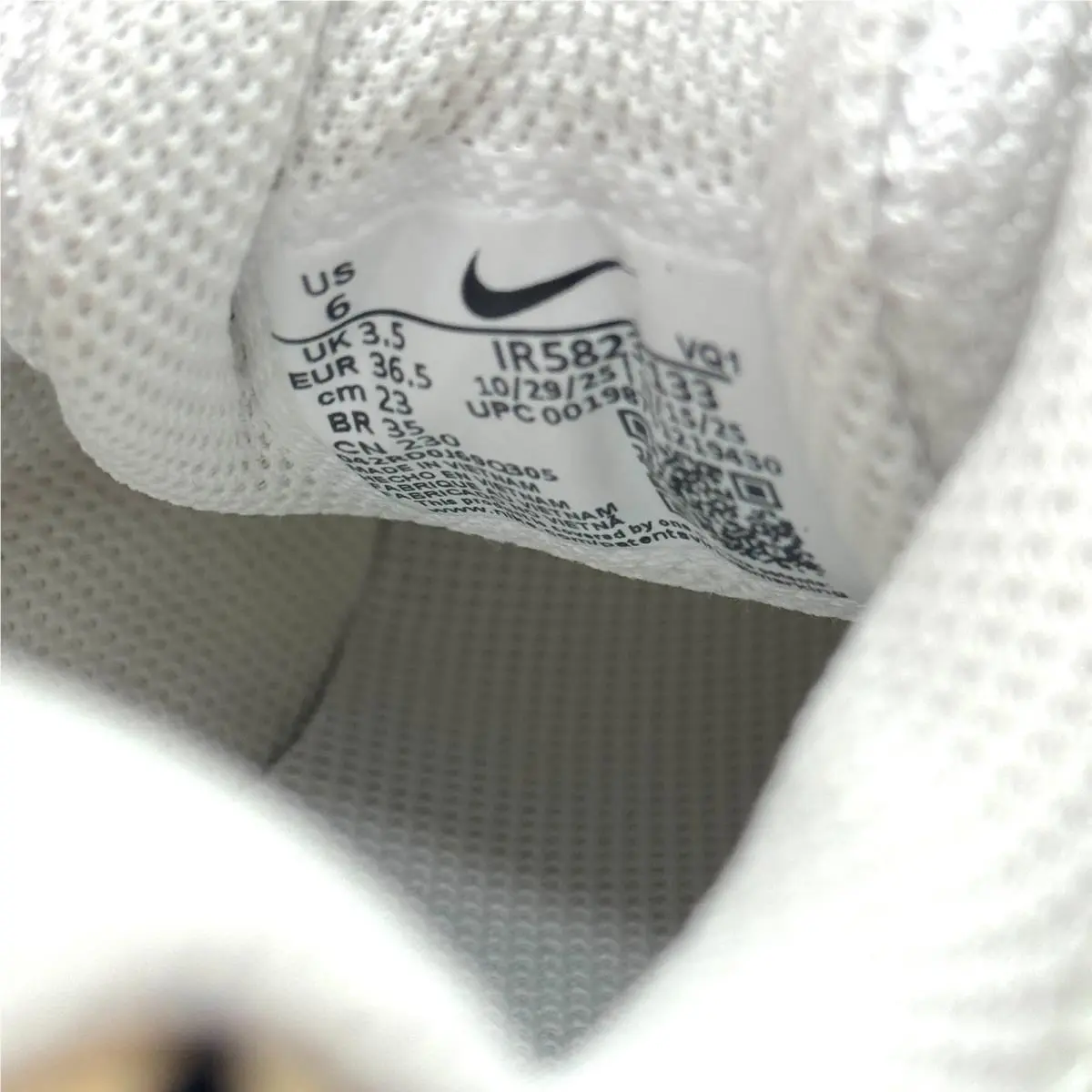 Nike shoes - Nike V5 RNR - RNR - IR5823-133 - Multicolor (UPC: 198731219430) 3
