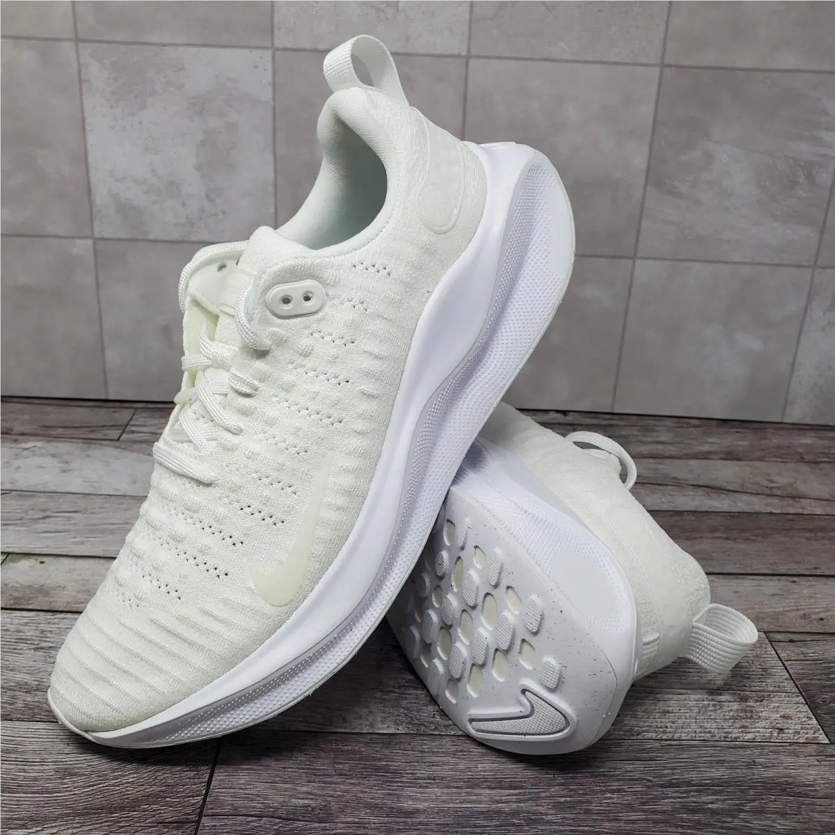 Nike Reactx Infinity Run 4 Shoes Triple White DR2665-103 Women`s Size 8