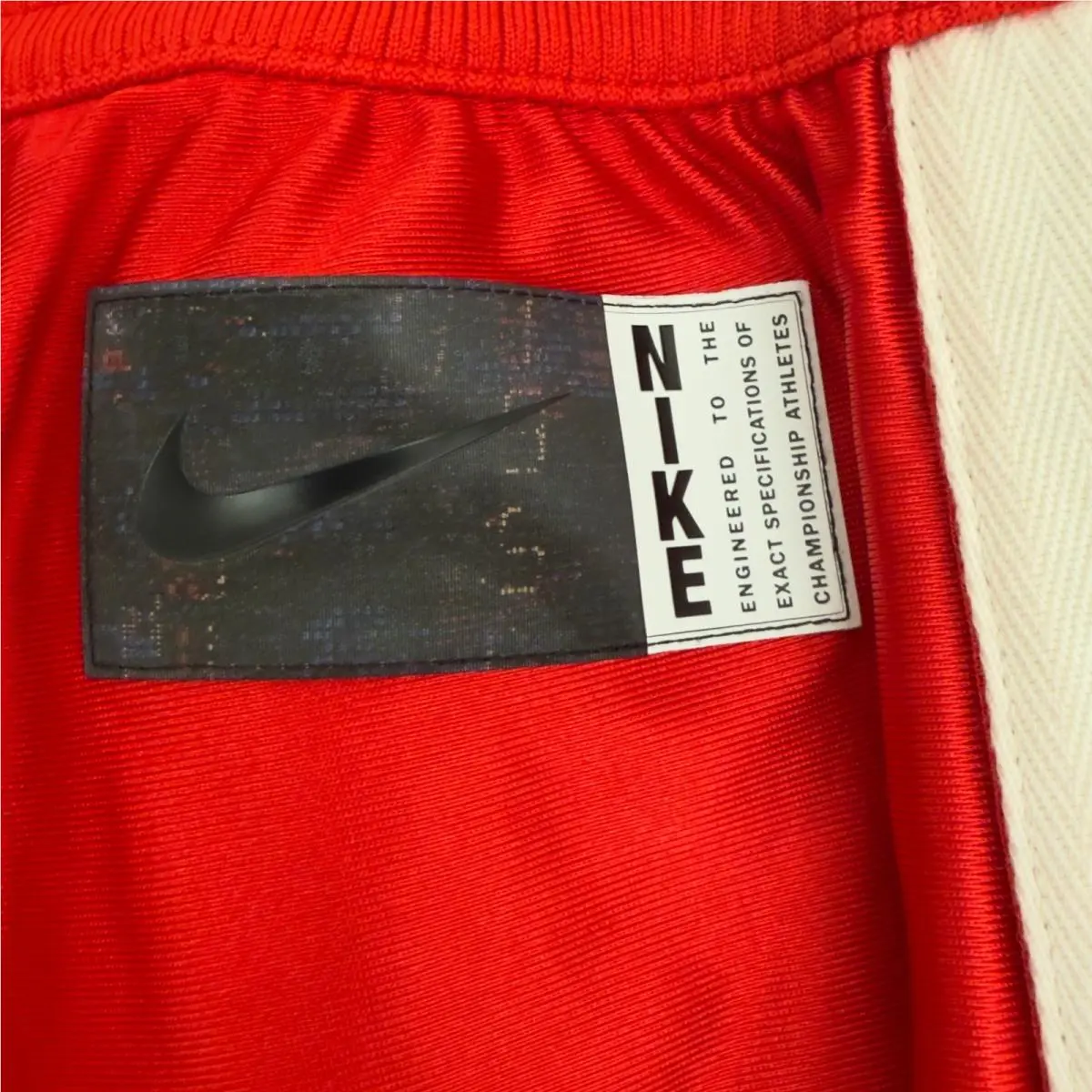 Nike clothing - Red 2