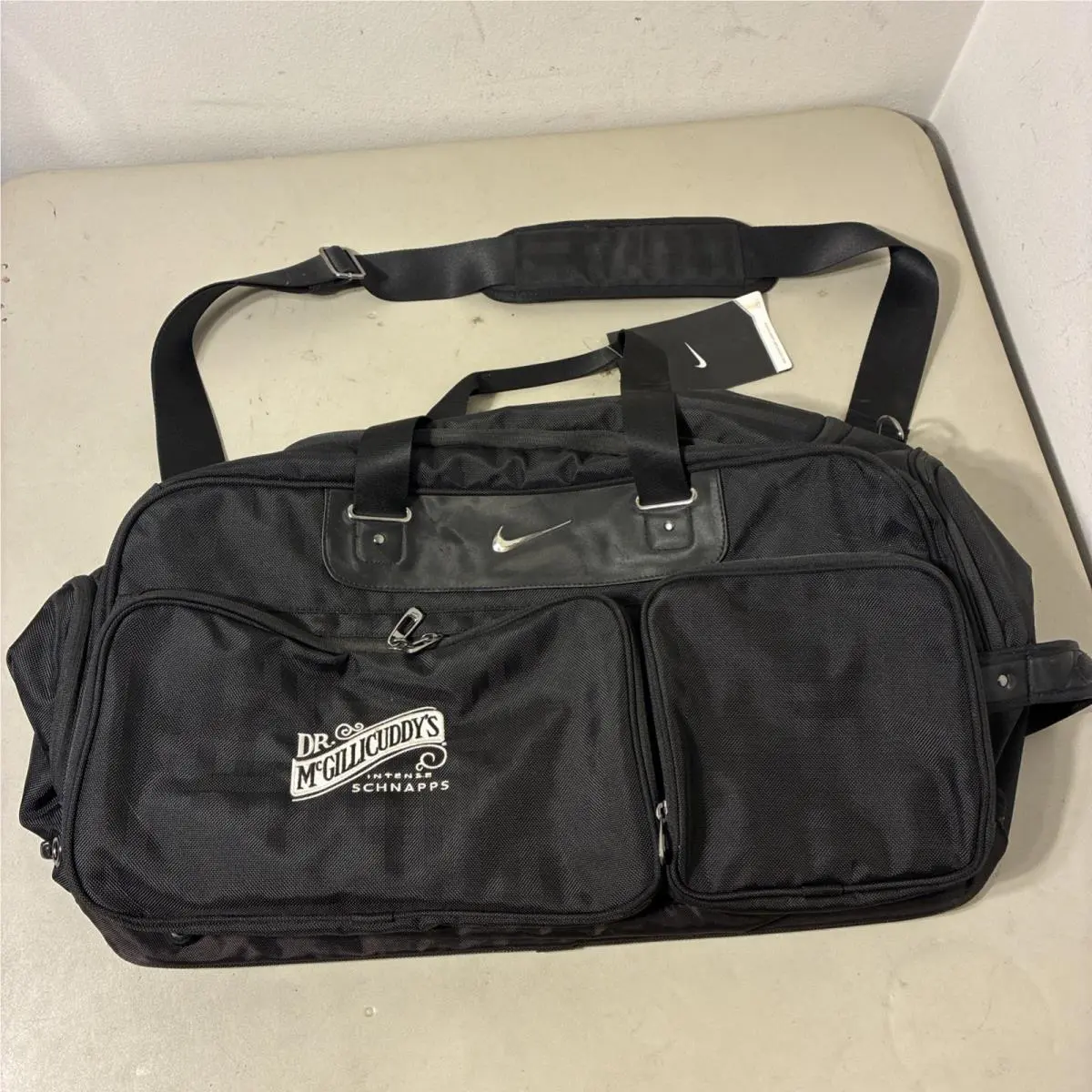 Nike Departure Golf Duffle Carry On Bag Travel Black Large TG0128 Dr Mcgilli