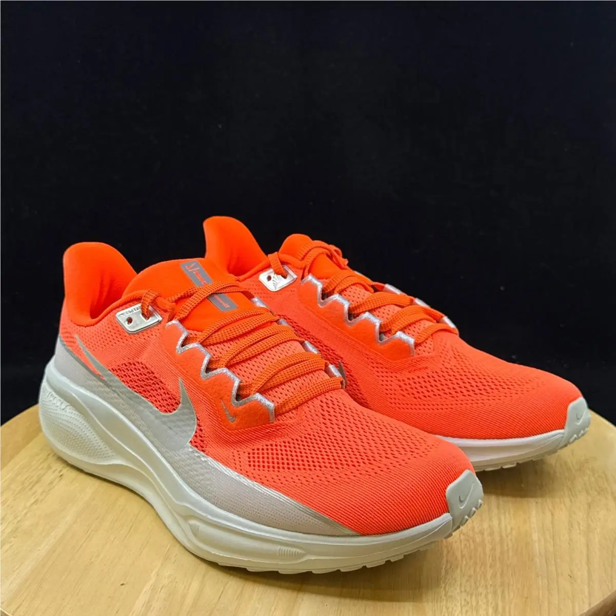 Nike shoes - Orange 2