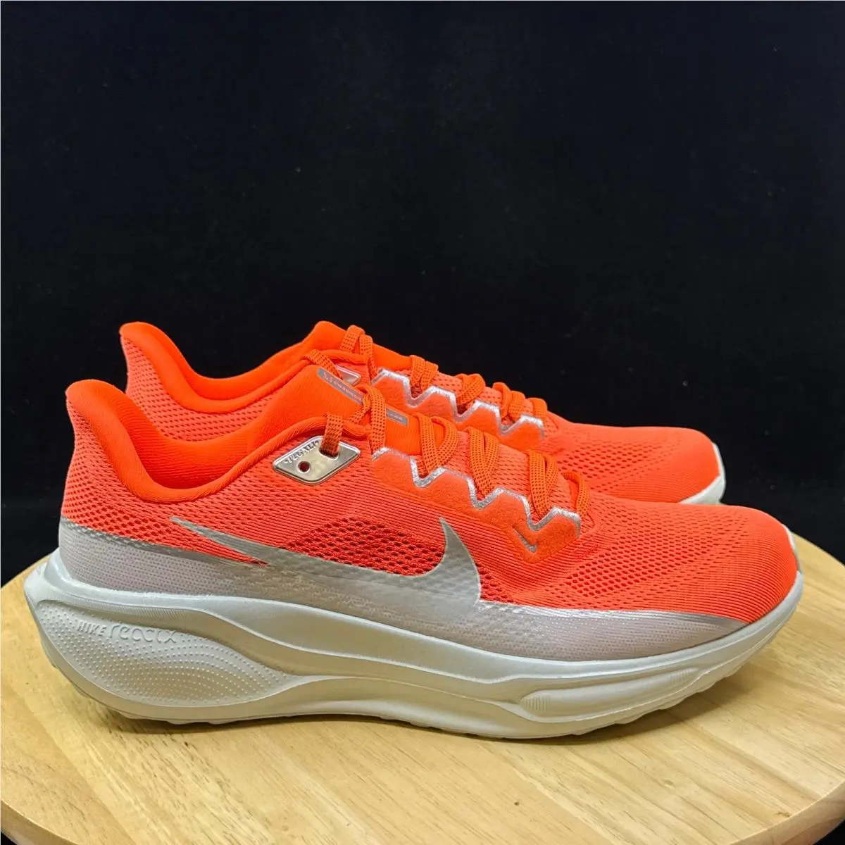 Nike shoes - Orange 3