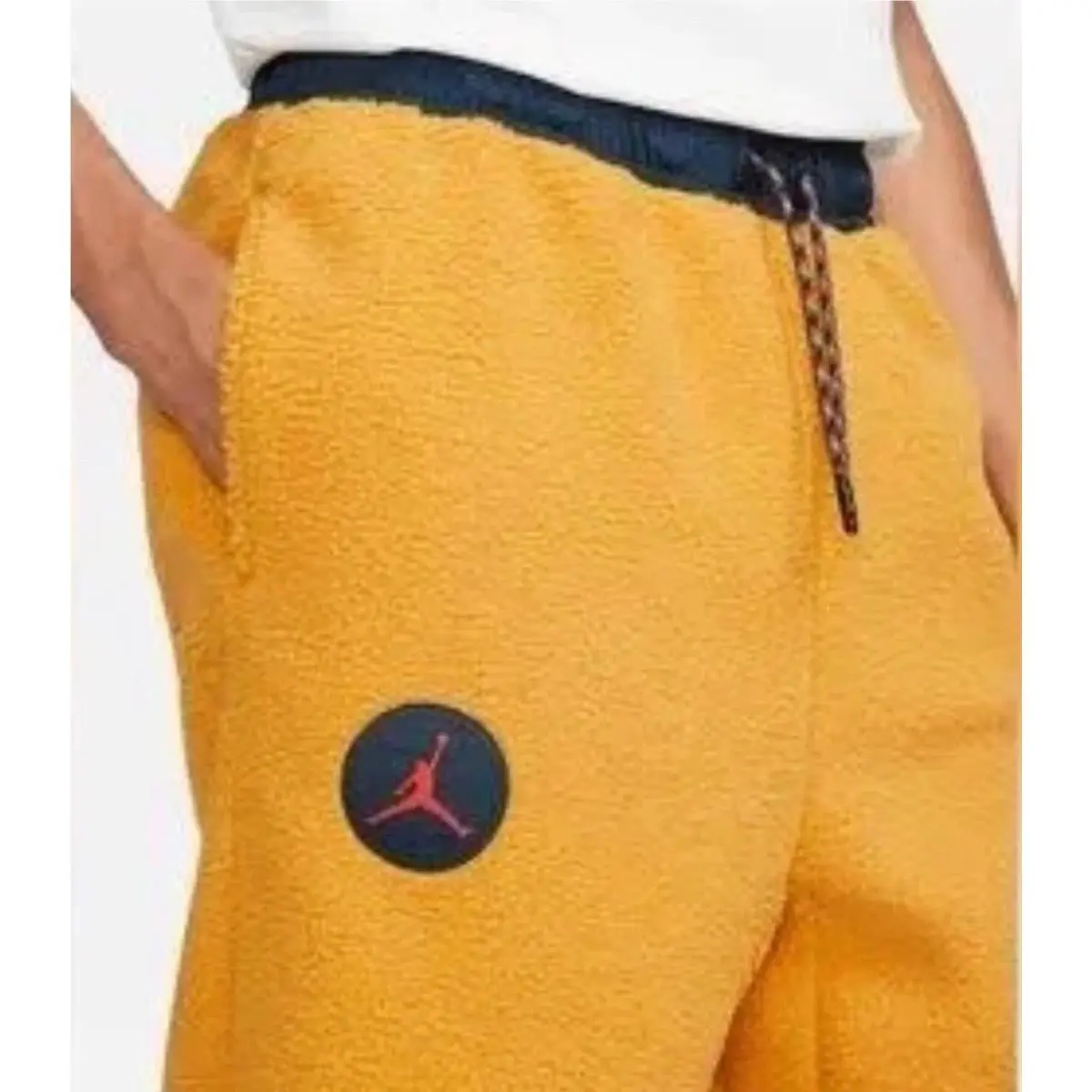 Nike clothing - Yellow 3