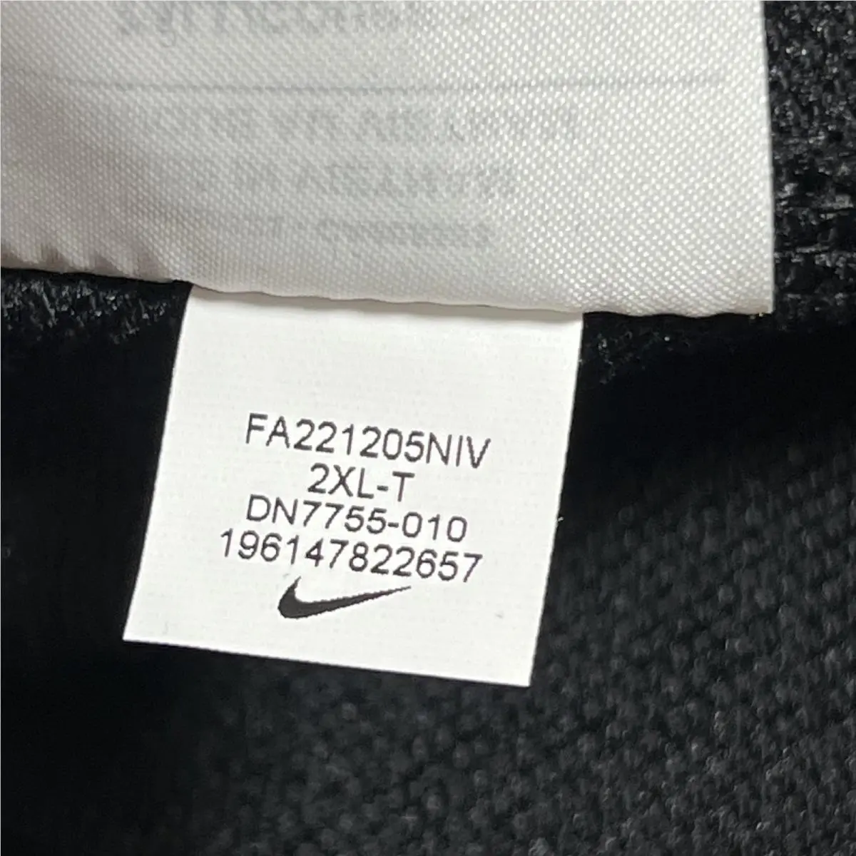 Nike clothing - DN7755-010 - DN7755-010 - Black 11