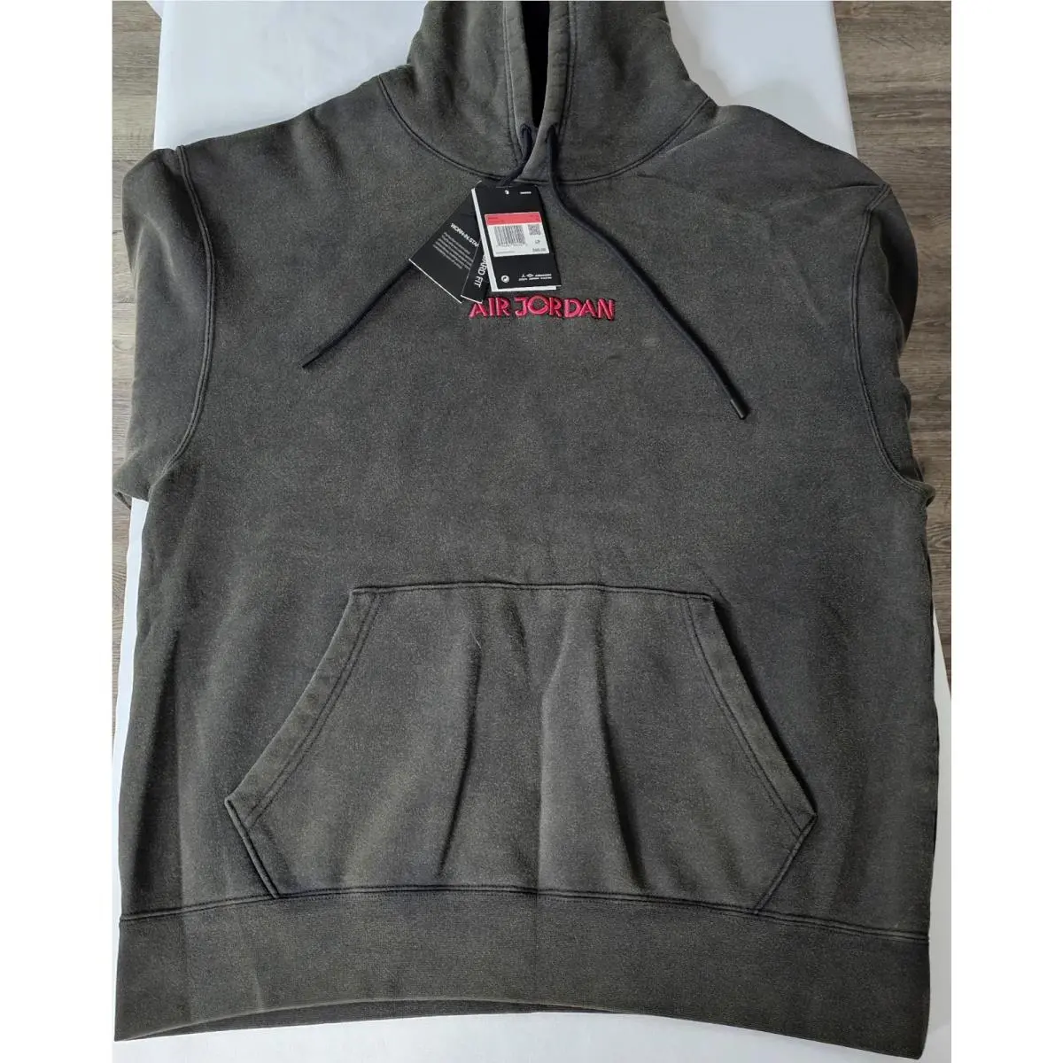 Nike clothing - Charcoal (UPC: 194957905522) 2