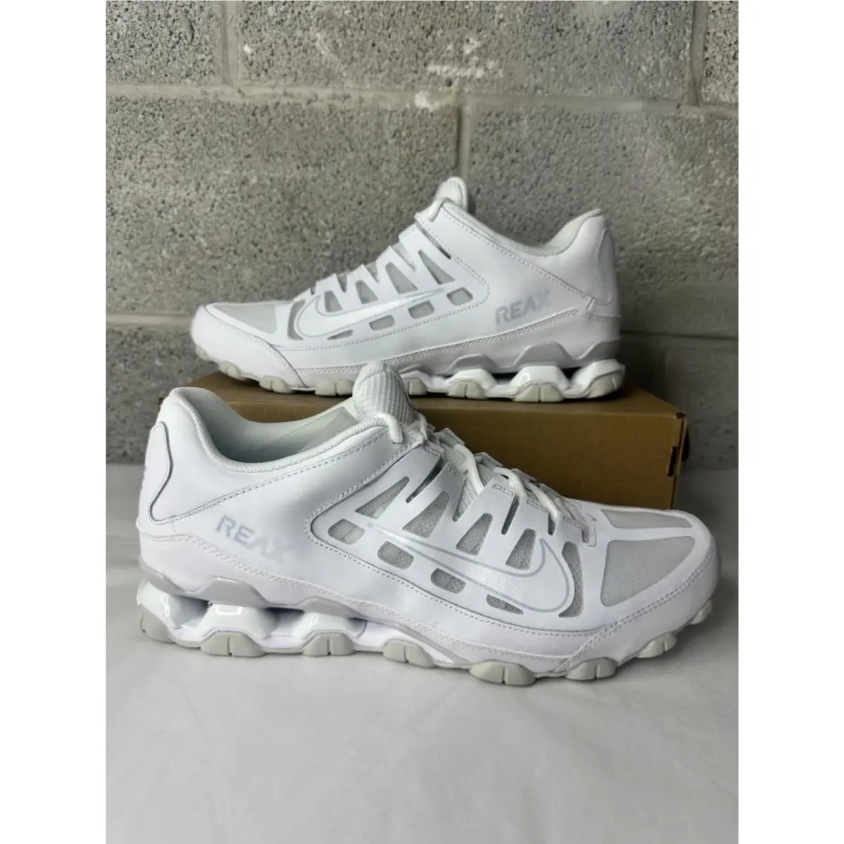 Nike shoes - Reax 8 TR Mesh - Reax Mesh - 621716-102 - White (UPC: 0193153985352) 0
