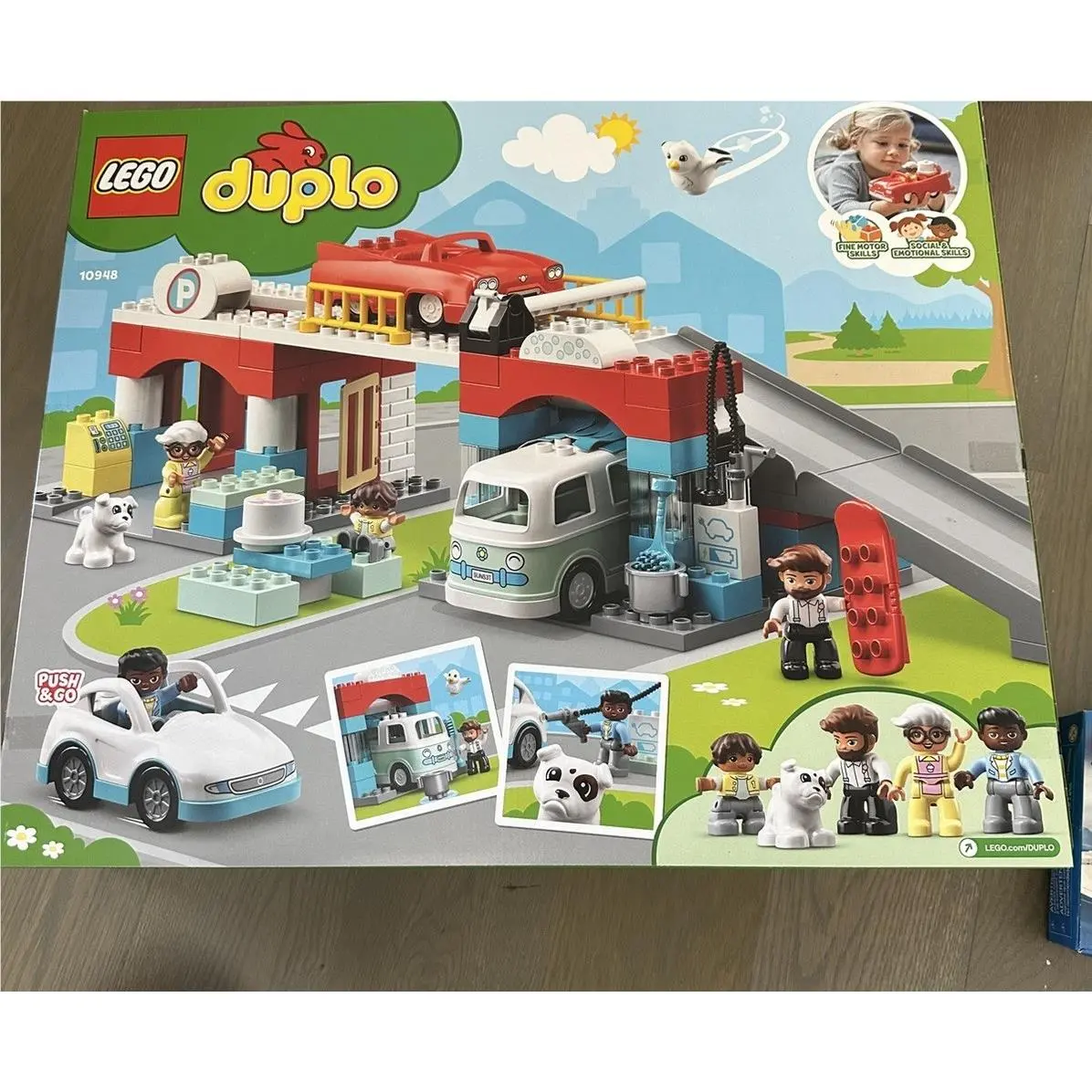 Lego Duplo 10948 - Parking Garage and Car Wash Retired