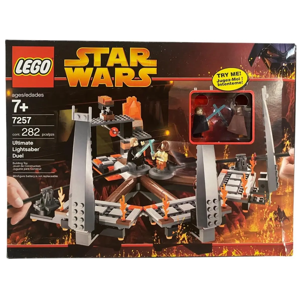Lego 7257 Star Wars Ultimate Lightsaber Duel w Box Creasing 2005
