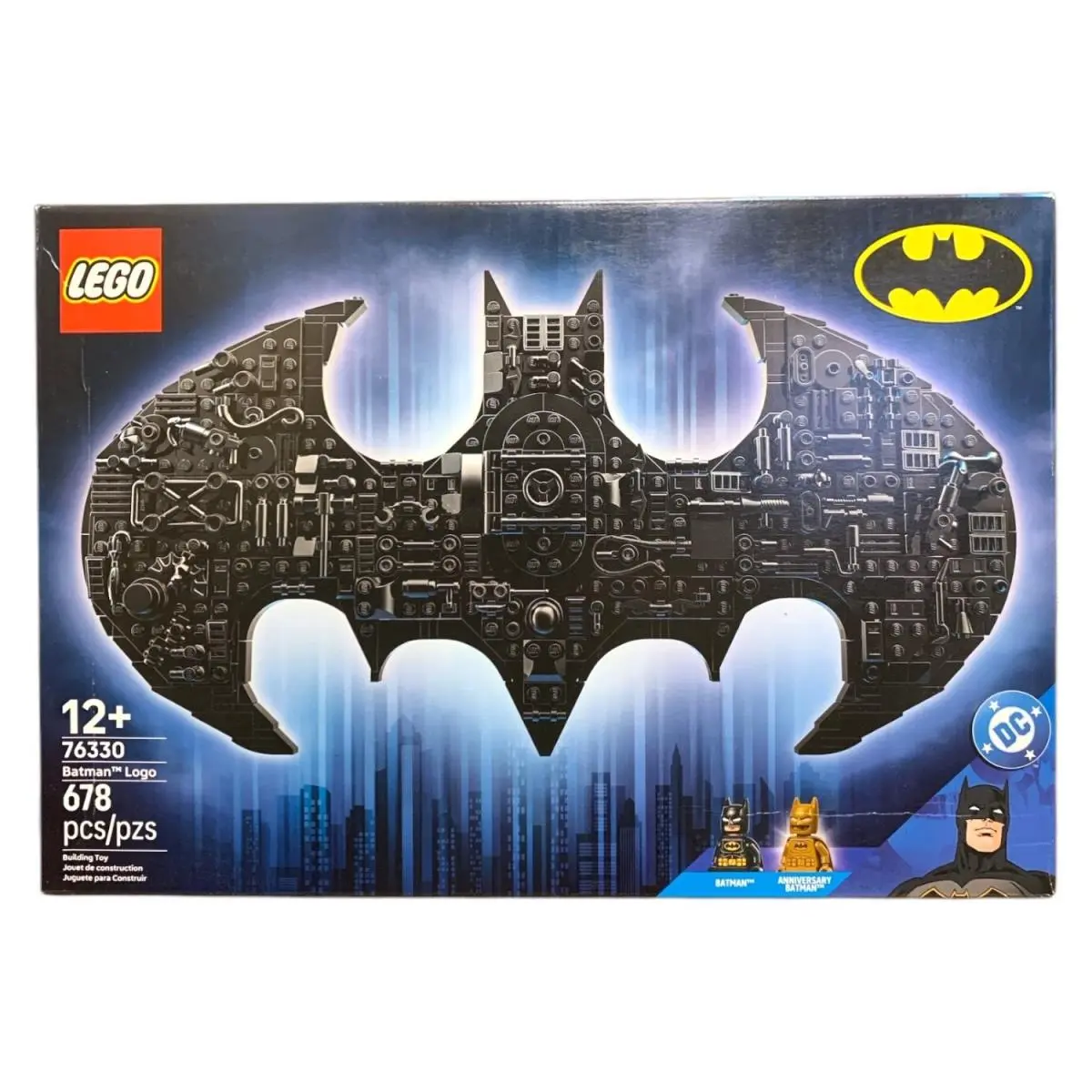 Lego DC – Batman: Batman Logo with Two Minifigures 76330 678 Pieces