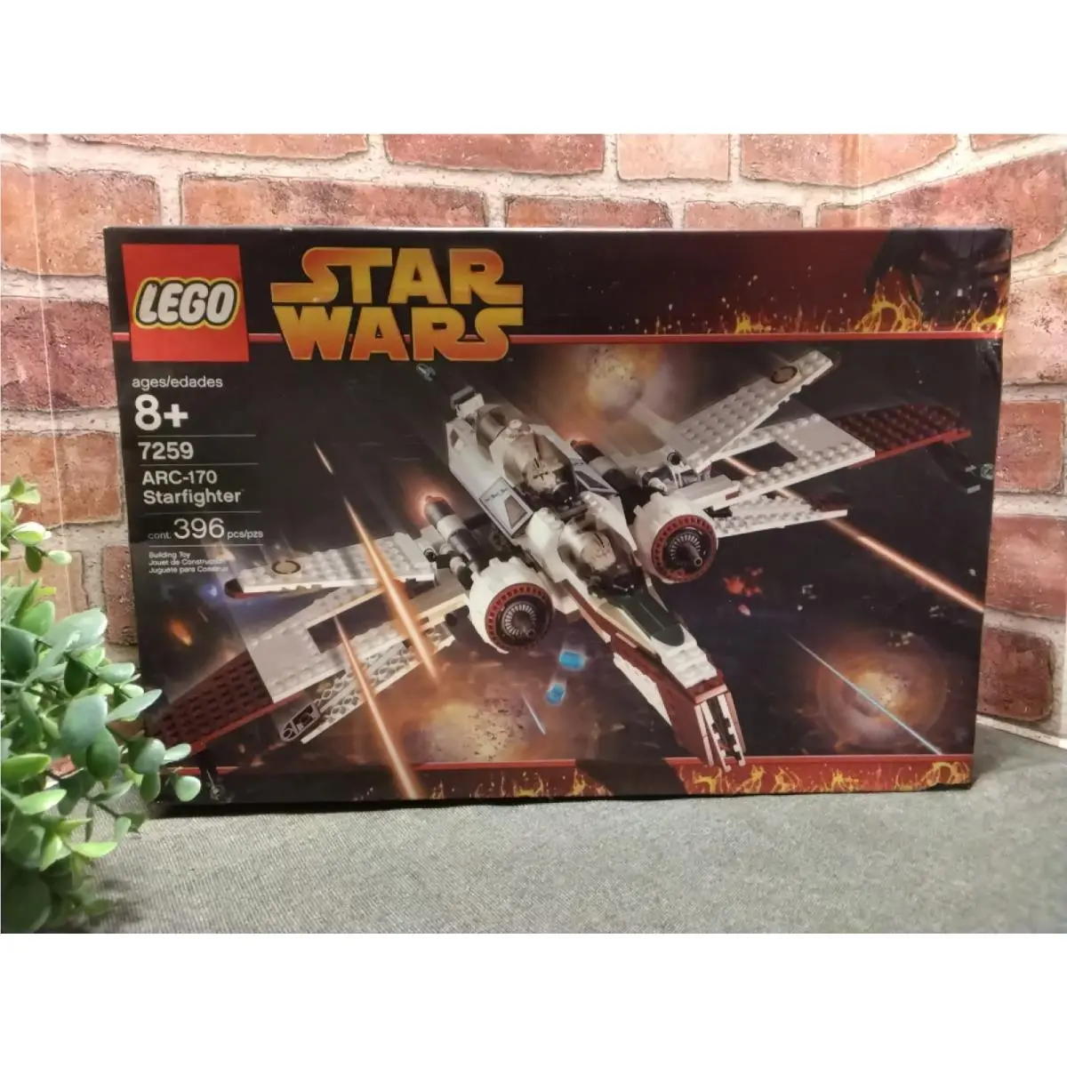 Vintage 2005 Lego Star Wars Arc-170 Starfighter 7259 Box