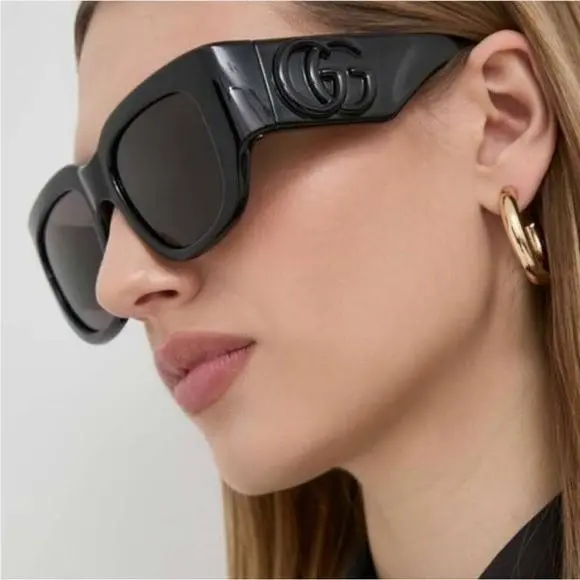 GG1545S 001  Black Oversized Women Sunglasses GG 1545S  Eyewear by Gucci
