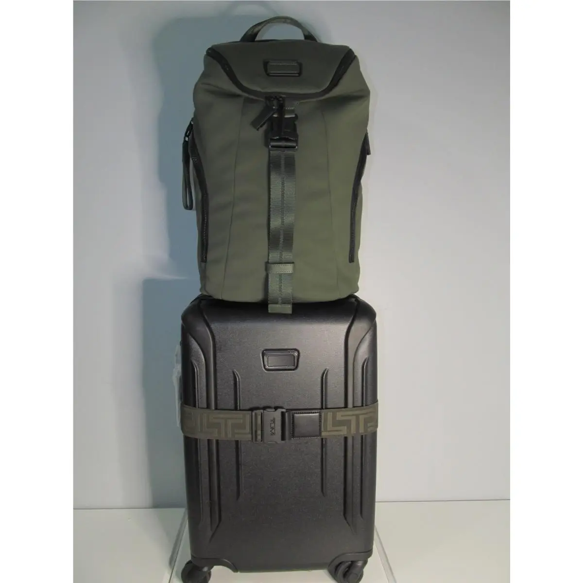 Tumi Vapor Expandable 2025 Carry On Spinner-olive 17 Laptop Backpack Belt-nwt