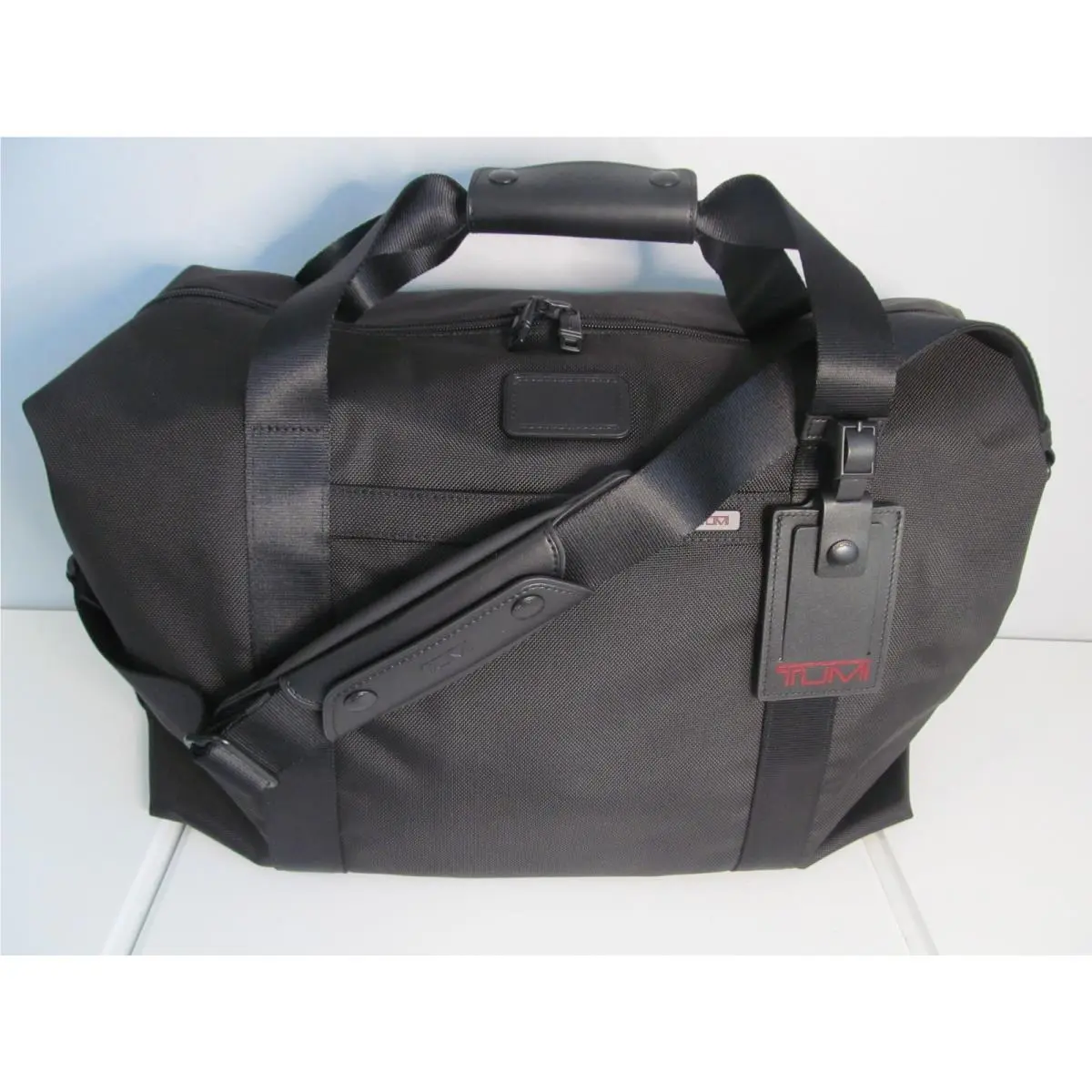 Tumi Corporate Collection Black Durable Nylon/leather Carry on Travel Duffle-nwt