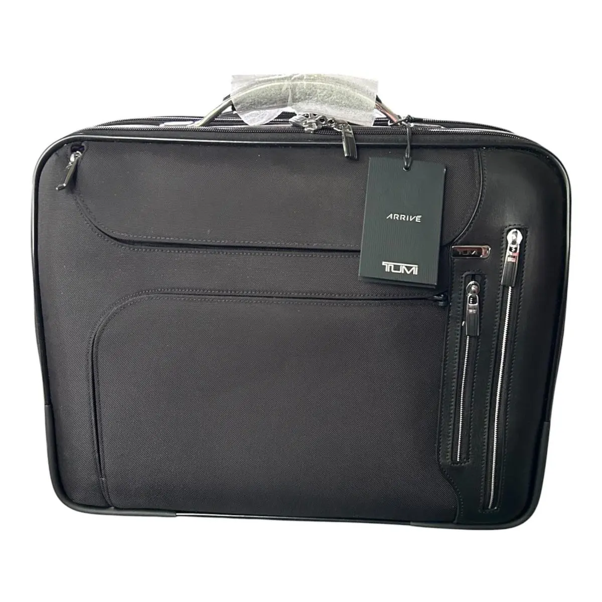 Tumi Bag Arrive Laguardia Wheeled Brief Laptop Black 17 Carry On Business