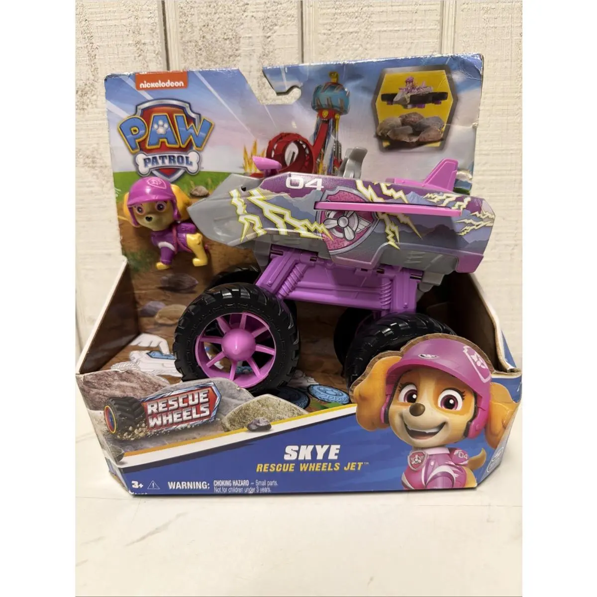 Paw Patrol Rescue Wheels Jevehicle Toy with Action Figures Skye