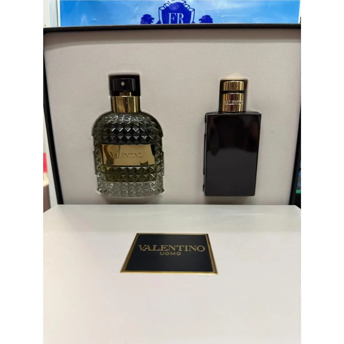 Valentino Uomo Edt 3.3oz Vaporisateur and Natural Spray 2pc Gift Set